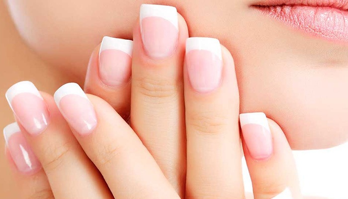 ناخن های زیبا و مقاوم با مصرف کلاژن