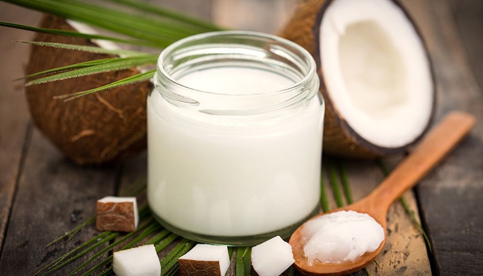 روغن نارگیل برای درمان خشکی پوست